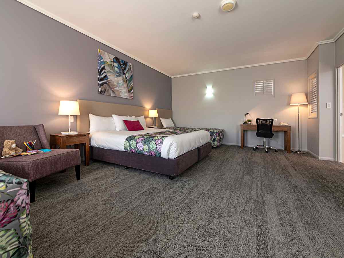 Executive suite at Coachman’s Inn Warwick